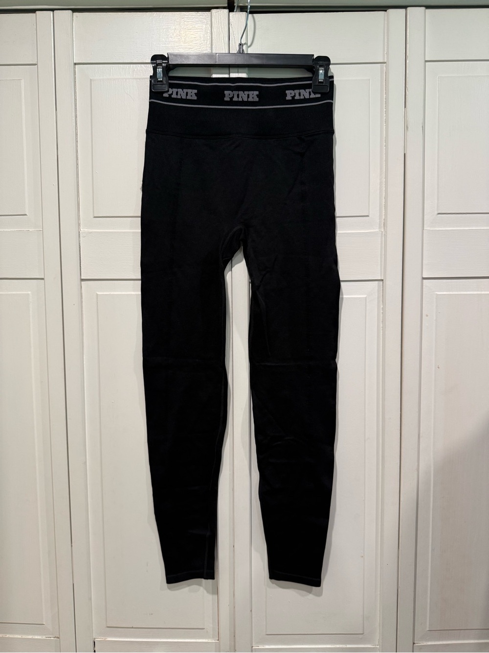 VSpink leggings‎ size small NWOT